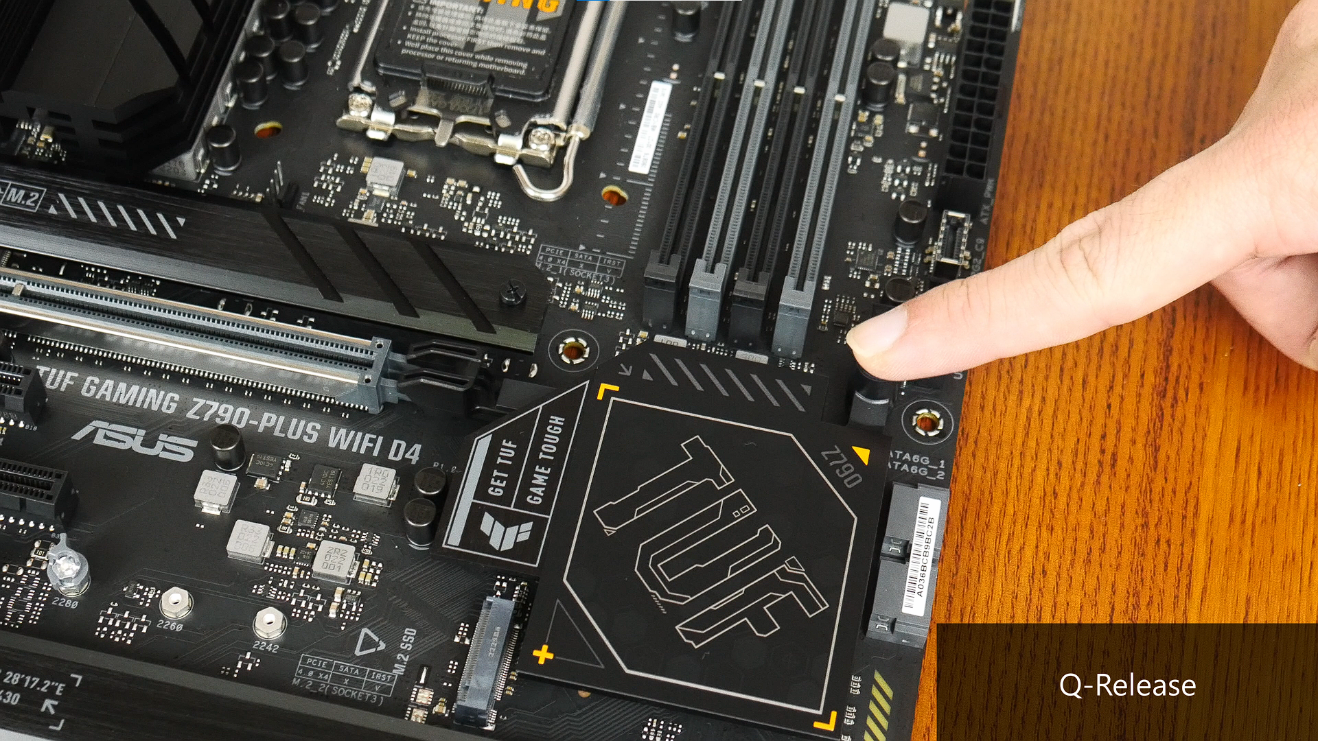 Review: ASUS TUF Gaming Z790-PLUS WIFI D4 Raptor Lake Motherboard